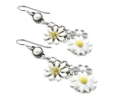 yellow daisy earrings with pearls